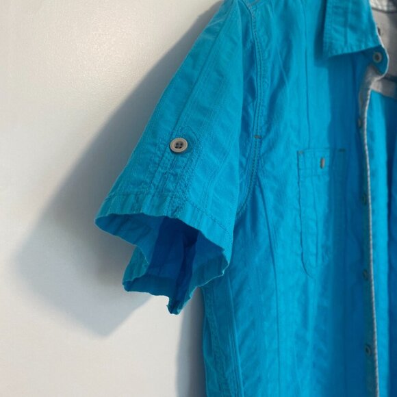 2/$15 Britches Men's Casual Blue Button Down Shirt Size Medium - Picture 4 of 5